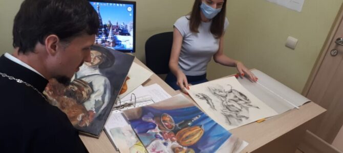 Состоялись вступительные испытания на иконописном отделении ДДС